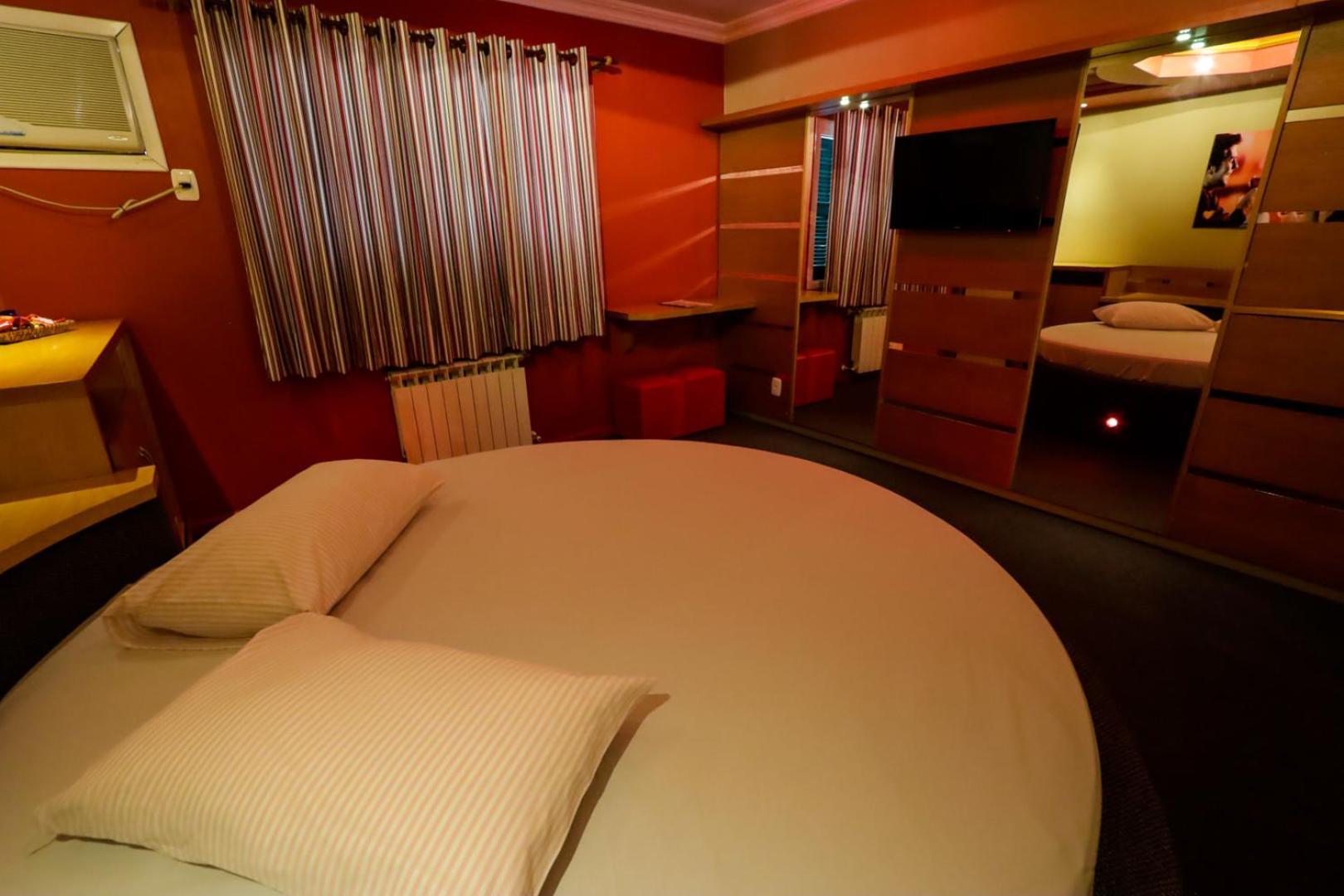 גראמדו Motel Avenida (Adults Only) מראה חיצוני תמונה